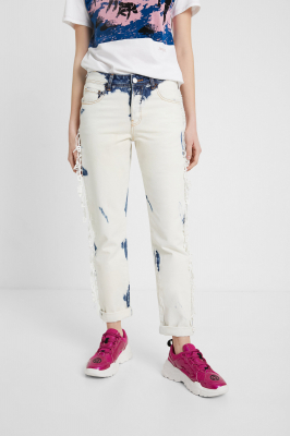 Джинсы Desigual 20SWDD08
